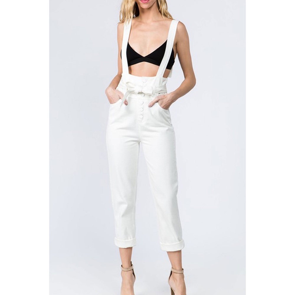Elegant White Suspender Jumpsuit
